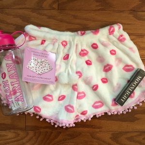 NEW Ariana Grande Moonlight Rollerball Gift Bundle